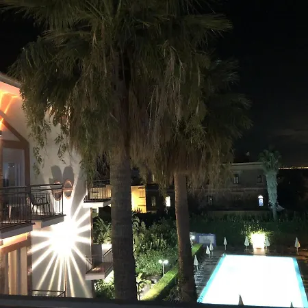 Aequa Hotel
