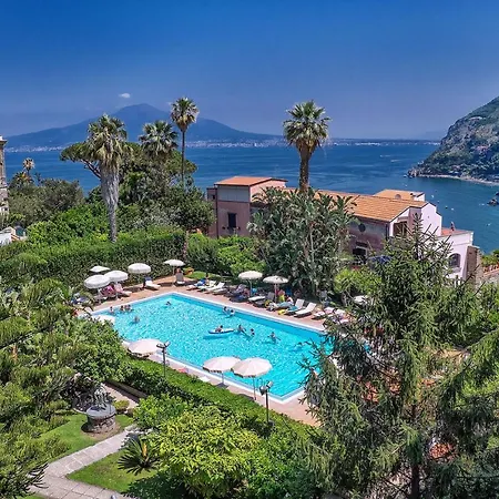 Aequa Hotel Vico Equense