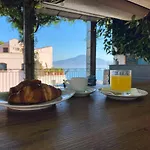 Aequa Hotel