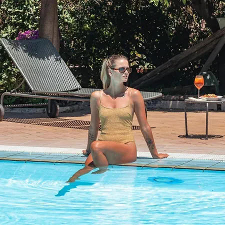 Szálloda Aequa Vico Equense