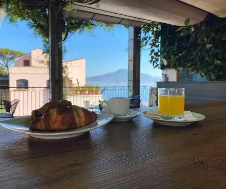 Aequa Hotel Hotel