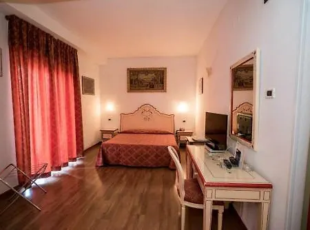 Szálloda Aequa 4*