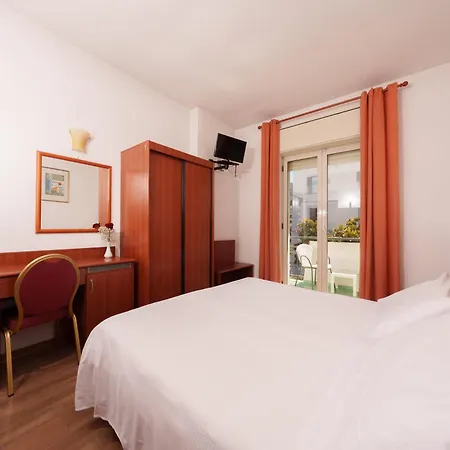 Aequa Hotel Hotel