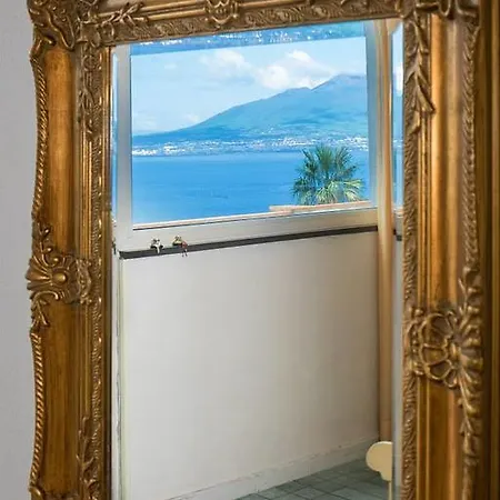 Aequa Hotel