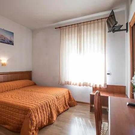 Aequa Hotel Vico Equense
