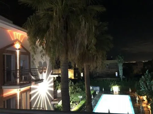 厄夸酒店 酒店